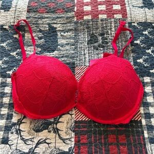 Elegant Red Lace Bra size 38 D